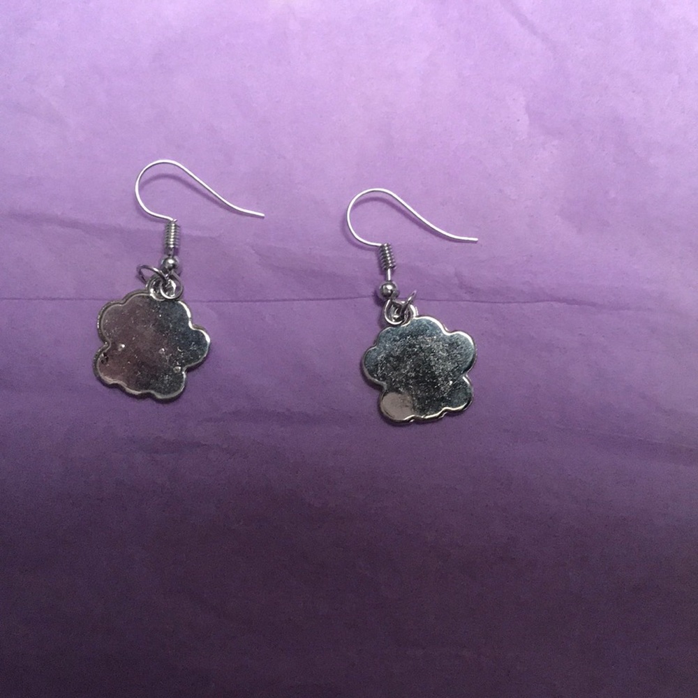 Paw print earrings - Picture 4 of 4
